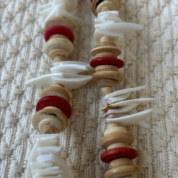 💥Bohemian wood and shell Beaded Necklace - Picture 4 of 5